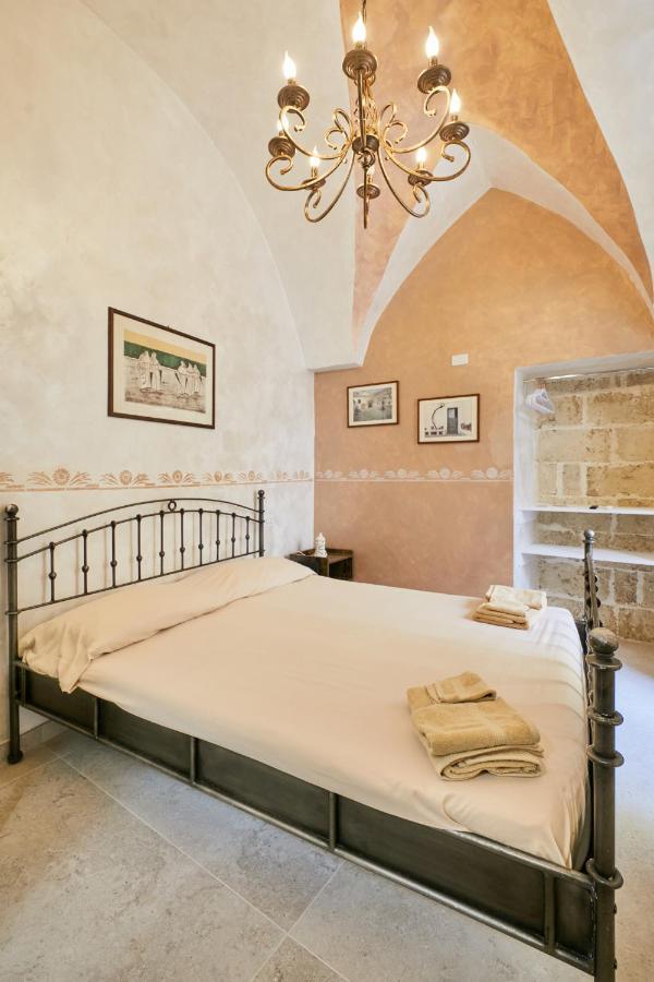 גאליפולי Centro Storico Rooms מראה חיצוני תמונה