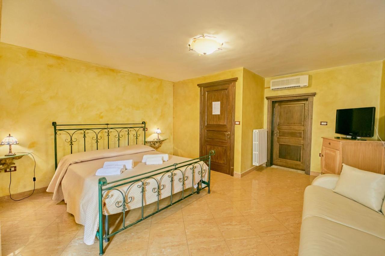 גאליפולי Centro Storico Rooms מראה חיצוני תמונה