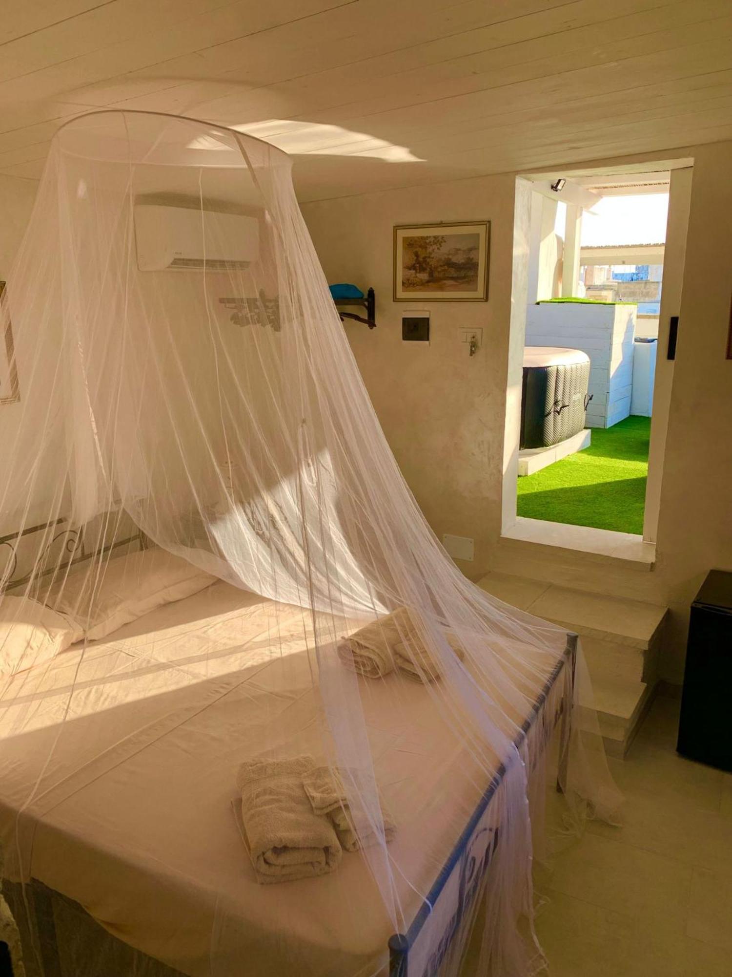 גאליפולי Centro Storico Rooms מראה חיצוני תמונה